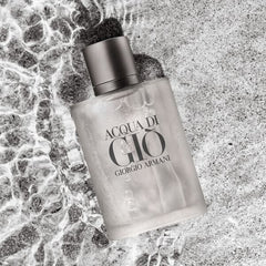 Acqua Di Gio Pour Homme Eau de Toilette by Giorgio Armani is a luxurious, original tester perfume designed for men who appreciate refined elegance and all-day freshness. This 100% authentic Giorgio Armani perfume online is an imported tester, delivering superior performance, quality, and affordability.