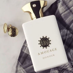Amouage Honour Eau de Parfum is a bold and luxurious fragrance that blends spicy, woody, and smoky notes for a timeless and elegant experience. This 100% authentic Amouage perfume is an imported tester, ensuring premium quality, longevity, and projection at an unbeatable price.