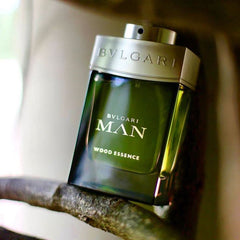 Bvlgari Man Wood Essence Eau de Parfum is an original tester, ultra-concentrated, and an affordable luxury men’s cologne. This 100% authentic Bvlgari perfume is an imported tester, offering superior performance and quality at a fraction of the retail price.