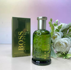 Boss Bottled Oud Aromatic by Hugo Boss is a refined and opulent take on the classic Boss Bottled DNA. Infused with rare oud and warm resinous notes, this scent is rich, masculine, and unforgettable. A 100% authentic imported tester, it delivers premium performance and unbeatable value for those who demand class and charisma in every spray.