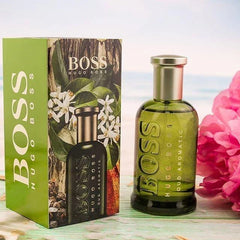 Boss Bottled Oud Aromatic by Hugo Boss is a refined and opulent take on the classic Boss Bottled DNA. Infused with rare oud and warm resinous notes, this scent is rich, masculine, and unforgettable. A 100% authentic imported tester, it delivers premium performance and unbeatable value for those who demand class and charisma in every spray.