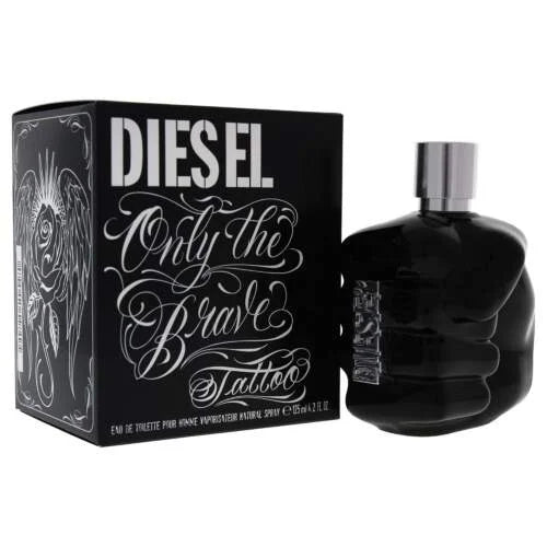 Diesel Only The Brave Tattoo Eau de Toilette is a daring and powerful scent that blends fresh fruits, spicy herbs, and rich woods. Crafted for the modern rebel, this 100% authentic imported tester delivers Diesel’s signature attitude and style at an unbeatable price.