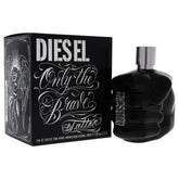 Diesel Only The Brave Tattoo Eau de Toilette is a daring and powerful scent that blends fresh fruits, spicy herbs, and rich woods. Crafted for the modern rebel, this 100% authentic imported tester delivers Diesel’s signature attitude and style at an unbeatable price.