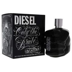 Diesel Only The Brave Tattoo Eau de Toilette is a daring and powerful scent that blends fresh fruits, spicy herbs, and rich woods. Crafted for the modern rebel, this 100% authentic imported tester delivers Diesel’s signature attitude and style at an unbeatable price.