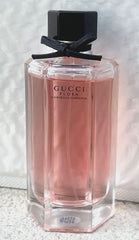 Gucci Flora Gorgeous Gardenia Eau de Toilette is a vibrant, floral, and feminine scent designed for those who love light, fresh, and romantic fragrances. This 100% authentic, imported tester is perfect for anyone who values premium quality at a fraction of the price.