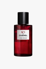 N°1 de Chanel L’Eau Rouge Eau de Parfum is a refreshing and vibrant blend of fruits, florals, and soft musks. It’s designed for the woman who radiates freshness and understated sophistication. This 100% authentic imported tester offers Chanel's luxurious craftsmanship without the premium price tag.