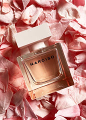 Narciso EDP Cristal by Narciso Rodriguez is a luminous composition blending delicate florals, radiant musk, and warm woods. Designed for the woman who embodies effortless elegance, this 100% authentic imported tester offers premium luxury without the premium price.