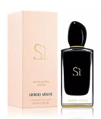SI Intense Eau de Parfum by Giorgio Armani is a luxurious blend of vibrant fruits, delicate florals, and warm, musky woods. Crafted for the woman who exudes confidence and embraces her intensity, this 100% authentic imported tester offers long-lasting elegance without the designer price tag.