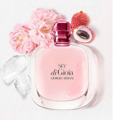 Sky di Gioia Eau de Parfum by Giorgio Armani is a radiant, feel-good scent that blends fruity and floral notes with a soft, musky base. Inspired by the vastness of the sky and the joy of new beginnings, this 100% authentic imported tester delivers elegance, freshness, and long-lasting charm without the designer price tag.