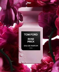 Tom Ford Rose Prick Eau de Parfum is an audacious, spicy floral inspired by a wild bouquet of rare roses. The fusion of Turkish, Bulgarian, and May Rose creates a rich, velvety heart, while Sichuan Pepper and Turmeric add a bold, spicy edge. Anchored by a warm base of Patchouli and Tonka Bean, this scent is both sensual and unforgettable. This 100% authentic imported tester delivers premium quality, longevity, and projection at an unbeatable price.