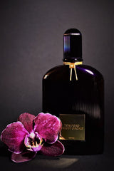 Tom Ford Velvet Orchid Eau de Parfum is a bold, floral-oriental fragrance with a rich blend of florals, warm spices, and deep woody notes. This scent is seductive, mysterious, and unforgettable—perfect for the modern woman who loves sophistication. This 100% authentic Tom Ford perfume is an imported tester, offering exceptional quality, longevity, and projection at an affordable price.