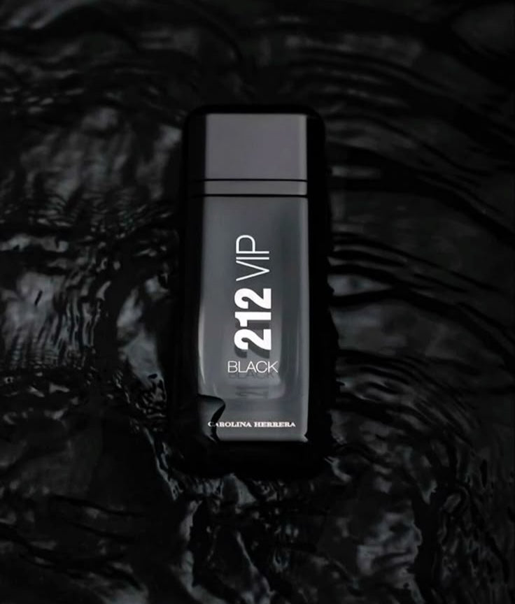 212 VIP Black Own The Party NYC Eau de Parfum by Carolina Herrera is a bold and intoxicating scent crafted for the man who owns the moment. A powerful opening of Absinthe, Anise, and Fennel sets the tone, aromatic and daring. Lavender in the heart adds a smooth, clean elegance, while the rich base of Black Vanilla Husk and Musk delivers a sensual, unforgettable trail. This 100% authentic imported tester offers long-lasting performance, premium quality, and unmatched sophistication without paying high.