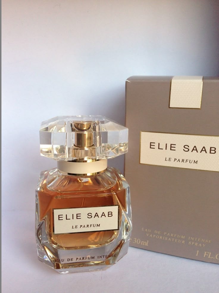 Le Parfum by Elie Saab EDP 90ml | Scentdaze