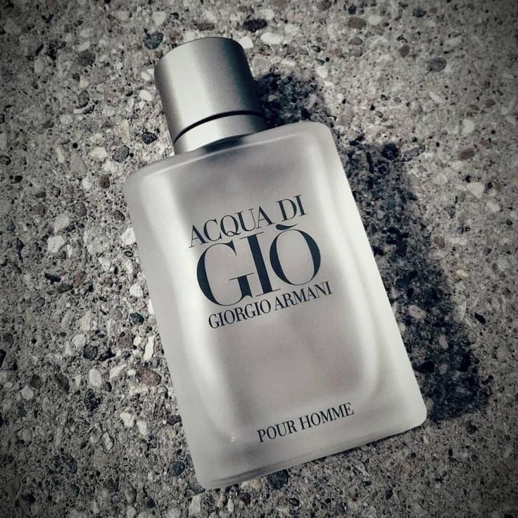 Acqua Di Gio Pour Homme Eau de Toilette by Giorgio Armani is a luxurious, original tester perfume designed for men who appreciate refined elegance and all-day freshness. This 100% authentic Giorgio Armani perfume online is an imported tester, delivering superior performance, quality, and affordability.