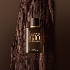 Acqua di Gio Absolu Instinct Eau de Parfum by Giorgio Armani is an elegant yet wild interpretation of the iconic Acqua di Gio line. This scent combines marine accords with rugged woodiness, evoking the essence of raw nature and timeless masculinity. A 100% authentic imported tester, it offers exceptional performance and premium quality without high price tag.