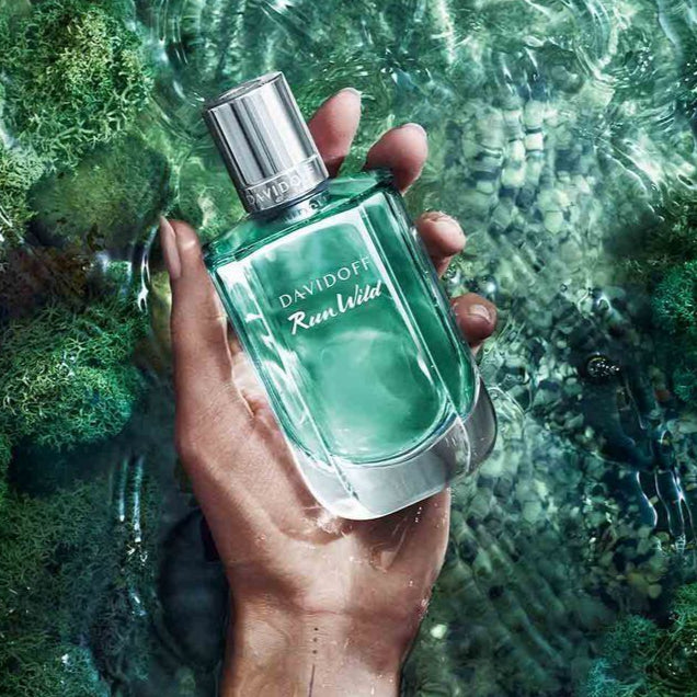 Davidoff Run Wild Eau de Toilette is an energizing scent inspired by the power of nature and the spirit of adventure. With spicy, aromatic, and resinous tones, this fragrance is perfect for the modern man who lives life on his own terms. This 100% authentic imported tester combines premium Davidoff quality with unbeatable value.