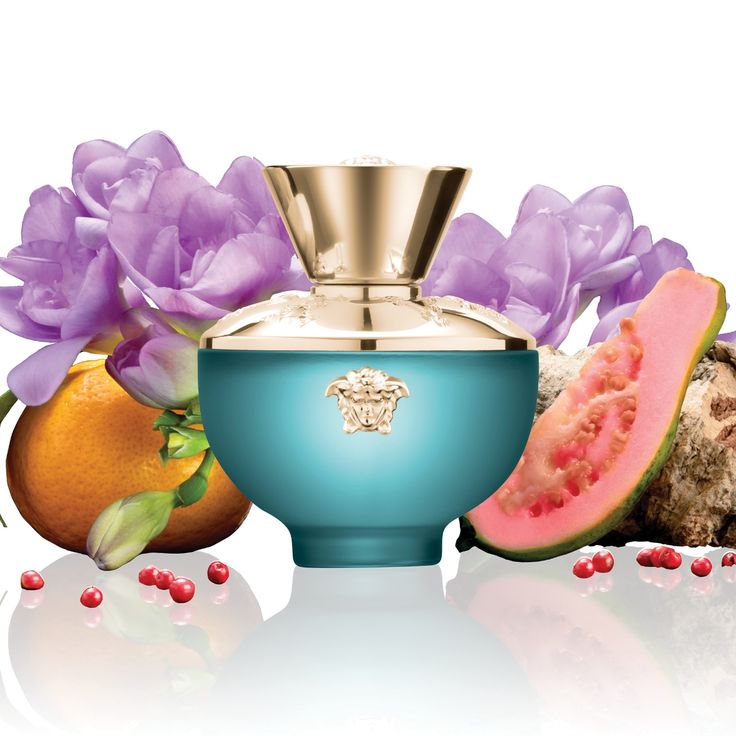 Dylan Turquoise by Versace is a lively and captivating scent bursting with freshness, fruity brightness, and sensual undertones. Designed for the free-spirited woman who radiates energy and elegance, this 100% authentic imported tester brings luxury without the premium price tag.