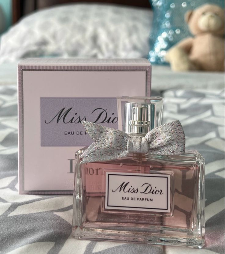 Miss Dior Eau de Parfum by Dior is a celebration of modern femininity wrapped in a bouquet of luxurious florals, sweet fruits, and sensual woods. Romantic and radiant, it’s designed for the woman who exudes elegance and confidence. This 100% authentic imported tester delivers signature Dior quality and timeless beauty all without the premium price tag.