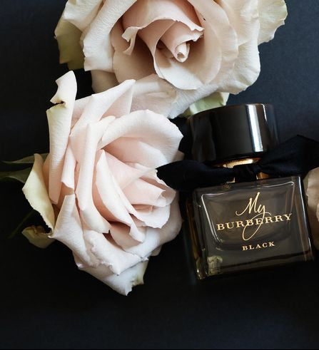 My Burberry Black Parfum is a luxurious reinterpretation of the classic My Burberry scent, designed for the woman who leaves a lasting impression. A rich fusion of floral, fruity, and deep amber notes, it’s bold, warm, and irresistibly captivating. This 100% authentic imported tester offers premium quality at an unbeatable value because sophistication should never come at a premium.