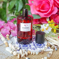 N°1 de Chanel L’Eau Rouge Eau de Parfum is a refreshing and vibrant blend of fruits, florals, and soft musks. It’s designed for the woman who radiates freshness and understated sophistication. This 100% authentic imported tester offers Chanel's luxurious craftsmanship without the premium price tag.