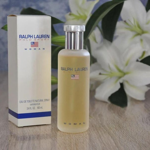 Polo Sport Woman Eau de Toilette by Ralph Lauren is a celebration of the active, confident woman. Bursting with fresh fruits, crisp florals, and warm woods, it’s designed for those who live life to the fullest. This 100% authentic imported tester delivers signature Ralph Lauren style and vitality without the premium price tag.