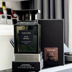 Tom Ford Oud Wood Eau de Parfum is a bold, sophisticated scent featuring an exquisite blend of rare oud, rich spices, and smooth woods. This fragrance embodies luxury and refinement. This 100% authentic imported tester, offering premium quality and lasting intensity at an unbeatable price.